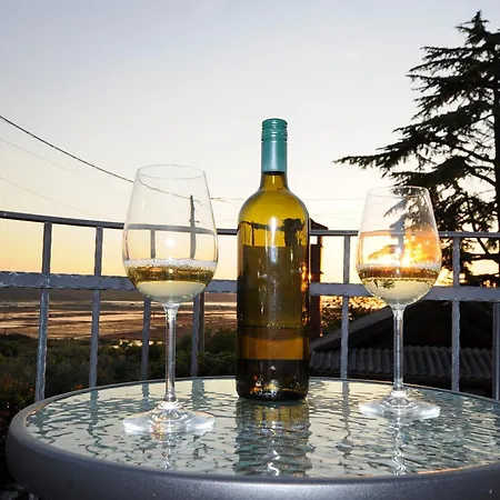 شقة Erika & Tai *