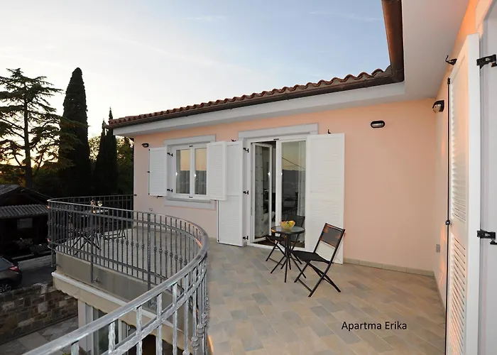 Erika & Tai Sečovlje